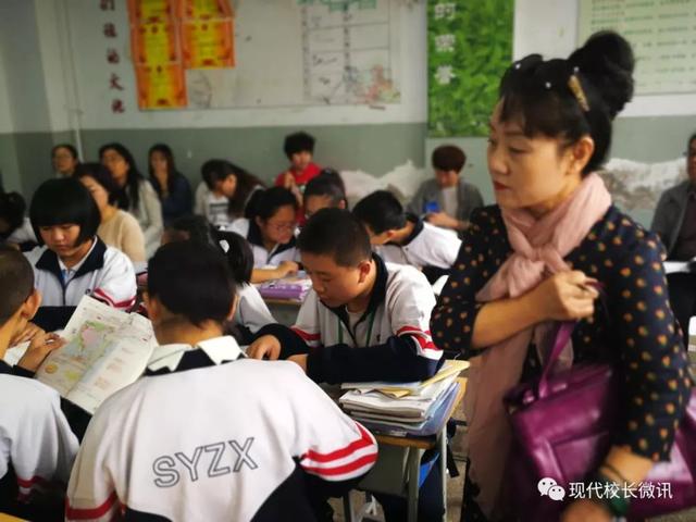 「直通校園」太原市教科研中心對萬柏林區(qū)實驗中學(xué)校《思維導(dǎo)圖在地理生物教學(xué)中的應(yīng)用》課題進行中期評估