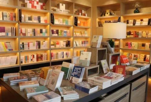 實(shí)體書店系統(tǒng)信息化，應(yīng)該如何選擇書店銷售管理系統(tǒng)？（書店銷售管理數(shù)據(jù)庫系統(tǒng)）