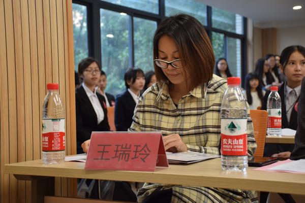 8支戰(zhàn)隊(duì)從這場(chǎng)5000人、750支隊(duì)伍的競(jìng)賽中脫穎而出，總決賽倒計(jì)時(shí)?。╪支隊(duì)伍淘汰賽決出1234名）"