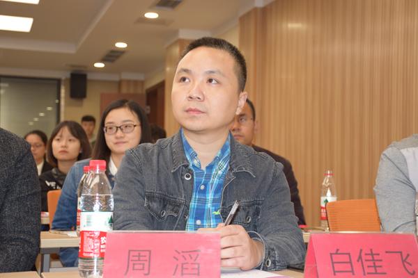 8支戰(zhàn)隊(duì)從這場(chǎng)5000人、750支隊(duì)伍的競(jìng)賽中脫穎而出，總決賽倒計(jì)時(shí)?。╪支隊(duì)伍淘汰賽決出1234名）"