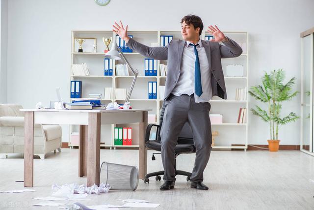 局域網(wǎng)內如何對員工上網(wǎng)行為進行管控（如何控制員工上網(wǎng)）