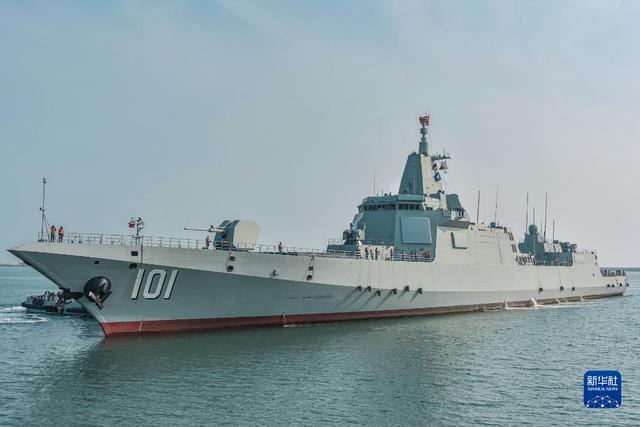 在習近平強軍思想指引下·我們在戰(zhàn)位報告｜劈波斬浪向深藍——來自海軍導彈驅逐艦南昌艦的報告