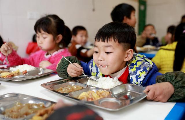 中央廚房建設(shè)難？觀(guān)麥調(diào)研30家央廚，給你5大建議（中央廚房的發(fā)展和困局）