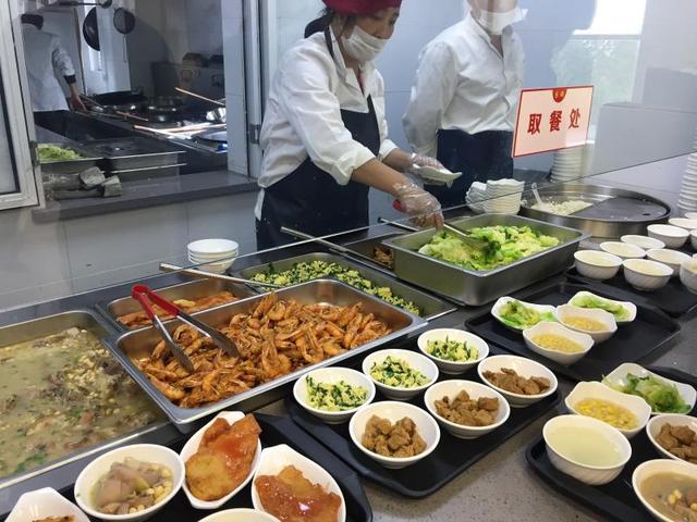 辦社區(qū)食堂，經(jīng)費(fèi)從哪里來？實(shí)行怎樣的管理模式（辦社區(qū)食堂,經(jīng)費(fèi)從哪里來-實(shí)行怎樣的管理模式制度）